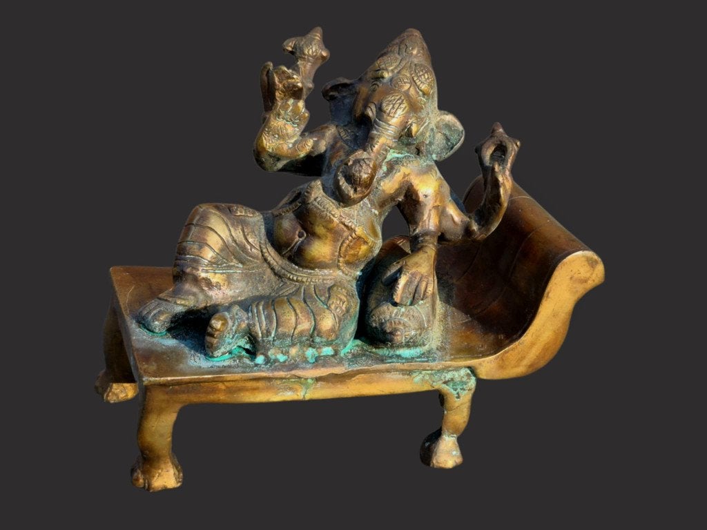Ancien Ganesh en bronze sur boudoir de 20 cm sur 18, Antiquités & Art, Enlèvement, Bronze