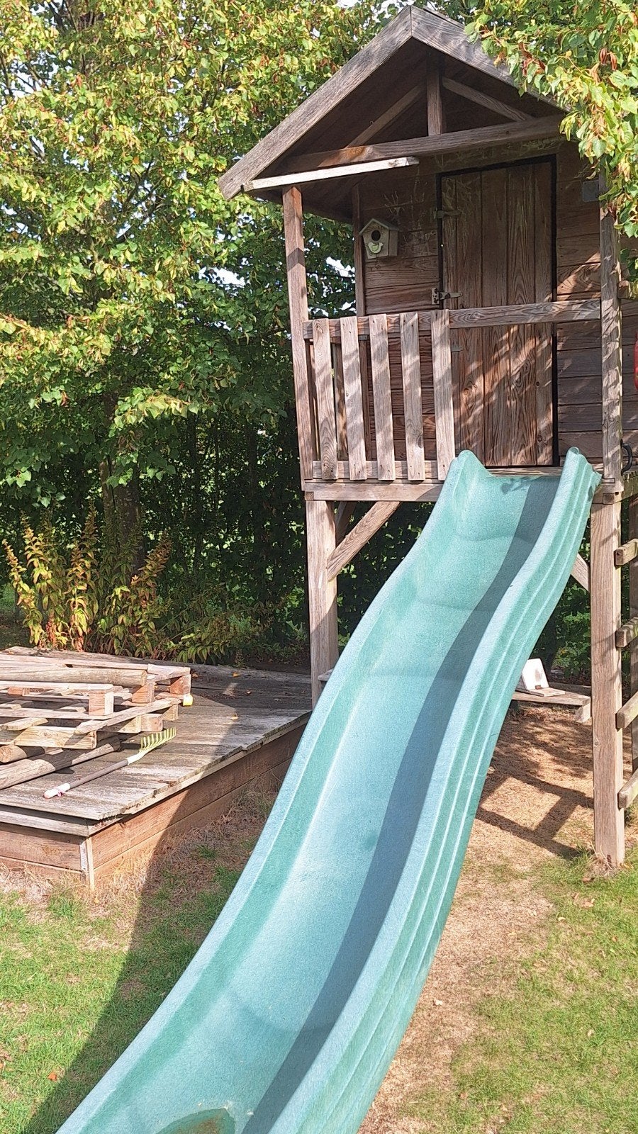 houten speelhuisje met glijbaan, Ophalen, Gebruikt, Glijbaan