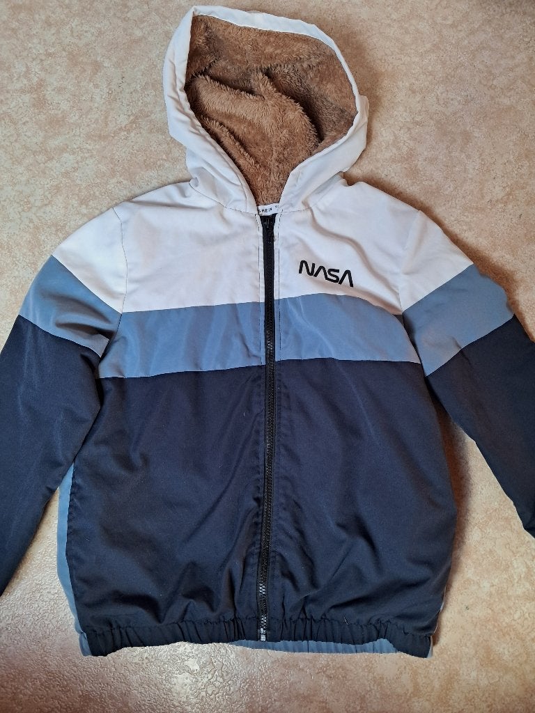 manteau doublé fourrure pour garçon de 11 ans, Kinderen en Baby's, Kinderkleding | Maat 140, Ophalen, Jongen, Jas