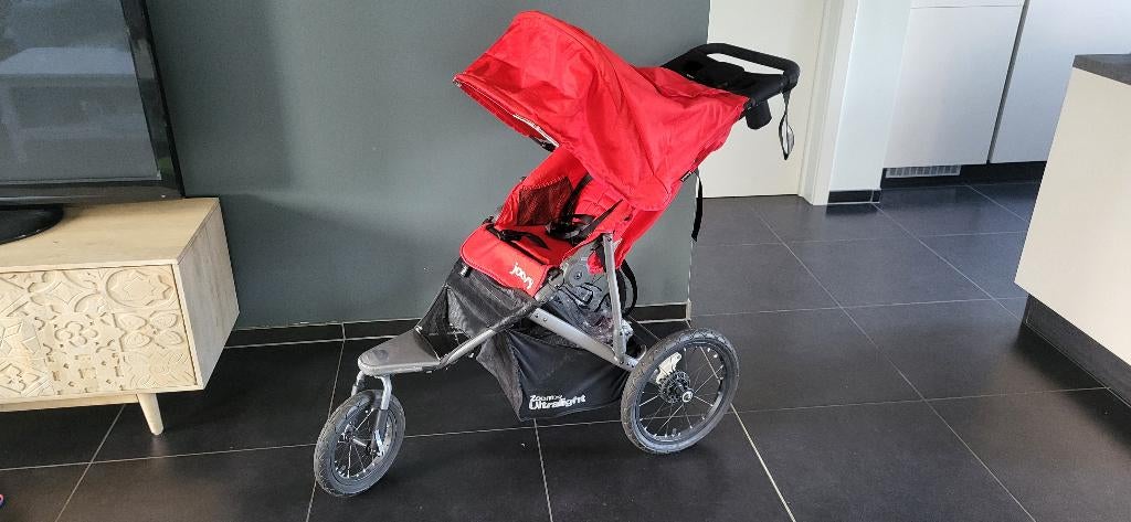 Buggy tot 22 kg, Enfants & Bébés, Buggys, Utilisé, Autres marques, Protection de pluie, Dossier réglable, Ombrelle, Enlèvement