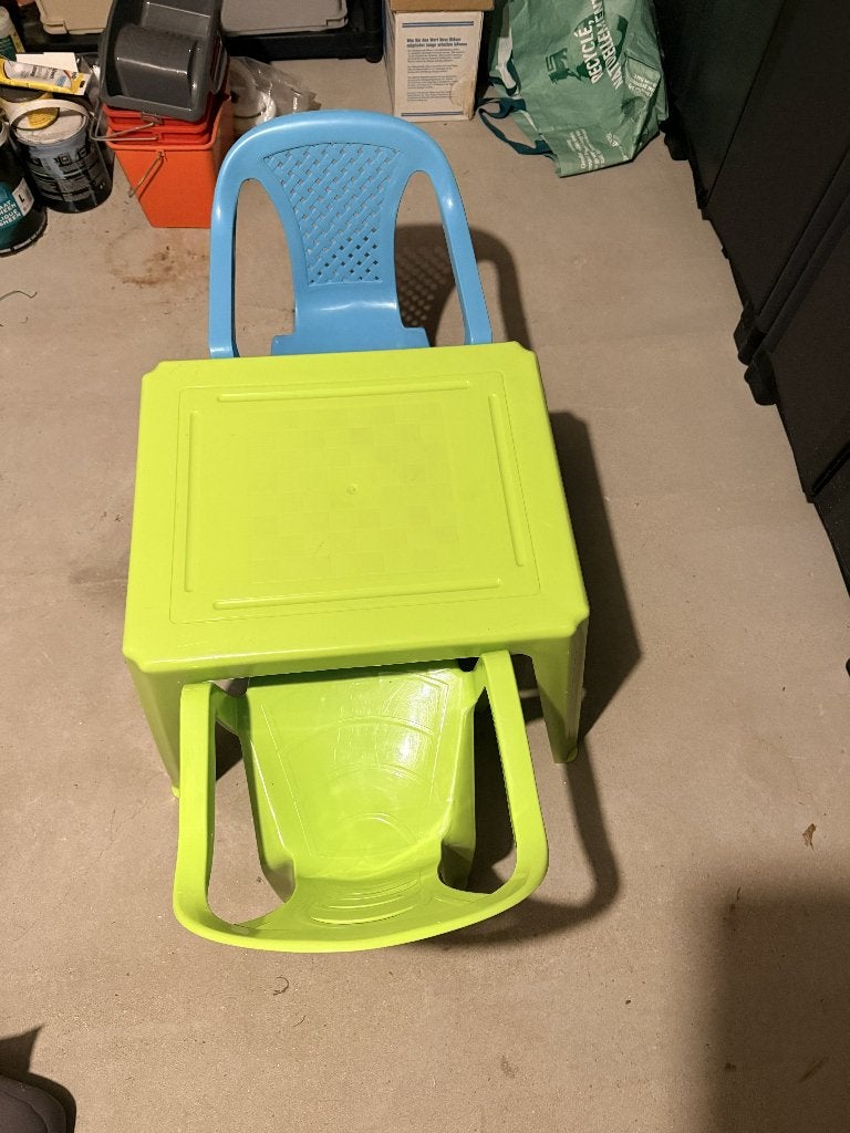 tuintafeltje met twee stoelen, Enlèvement, Utilisé, Table(s) et Chaise(s)