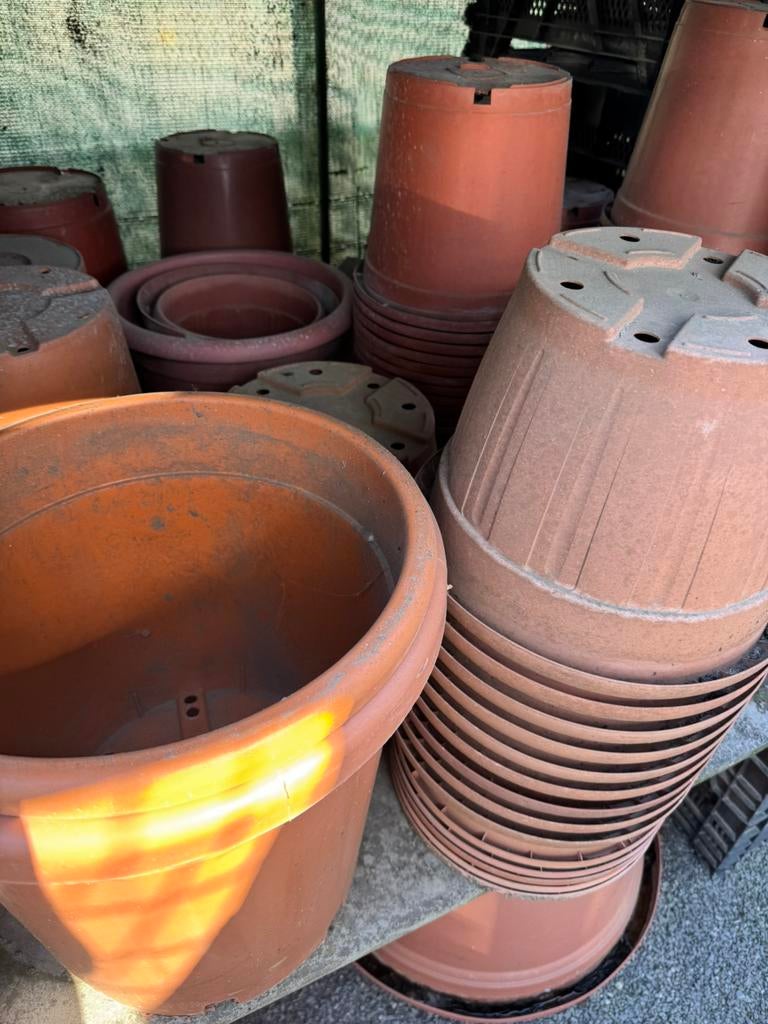 Diverse plantkuipen, voor terrasplanten / grotere groenten, Tuin en Terras, Ophalen, Zo goed als nieuw