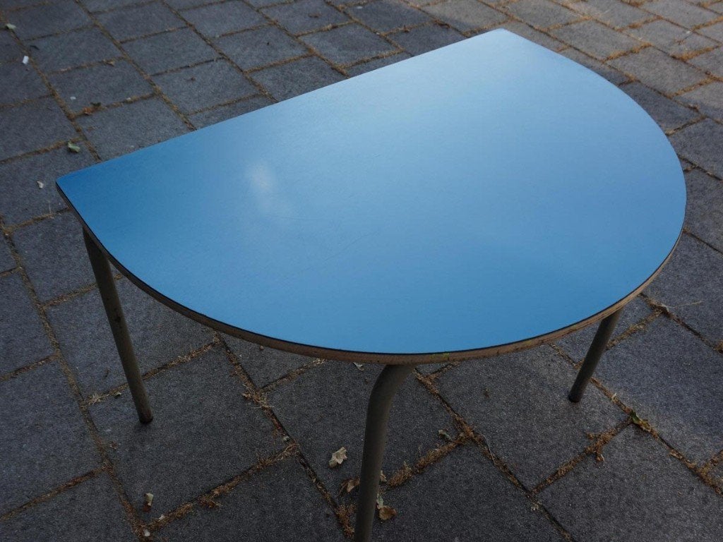 Leuk klein halfrond tafeltje van Tubax, Ophalen, Gebruikt, Tafel(s)