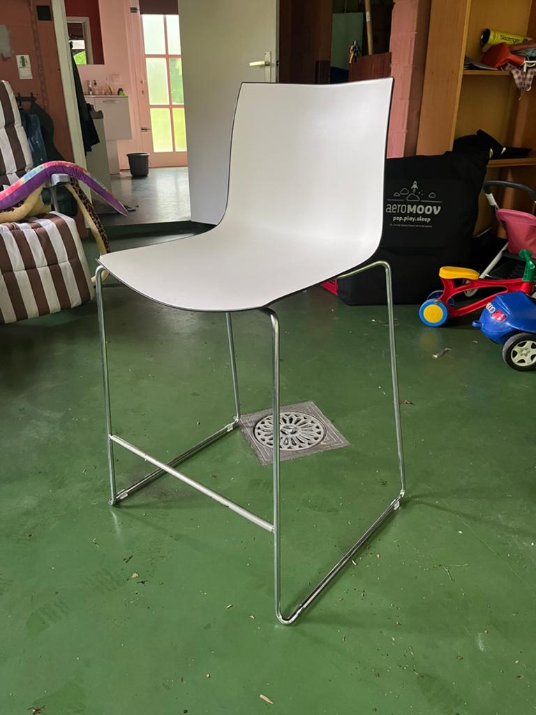 Arper Catifa 46, Huis en Inrichting, 1 kruk, Ophalen, Gebruikt