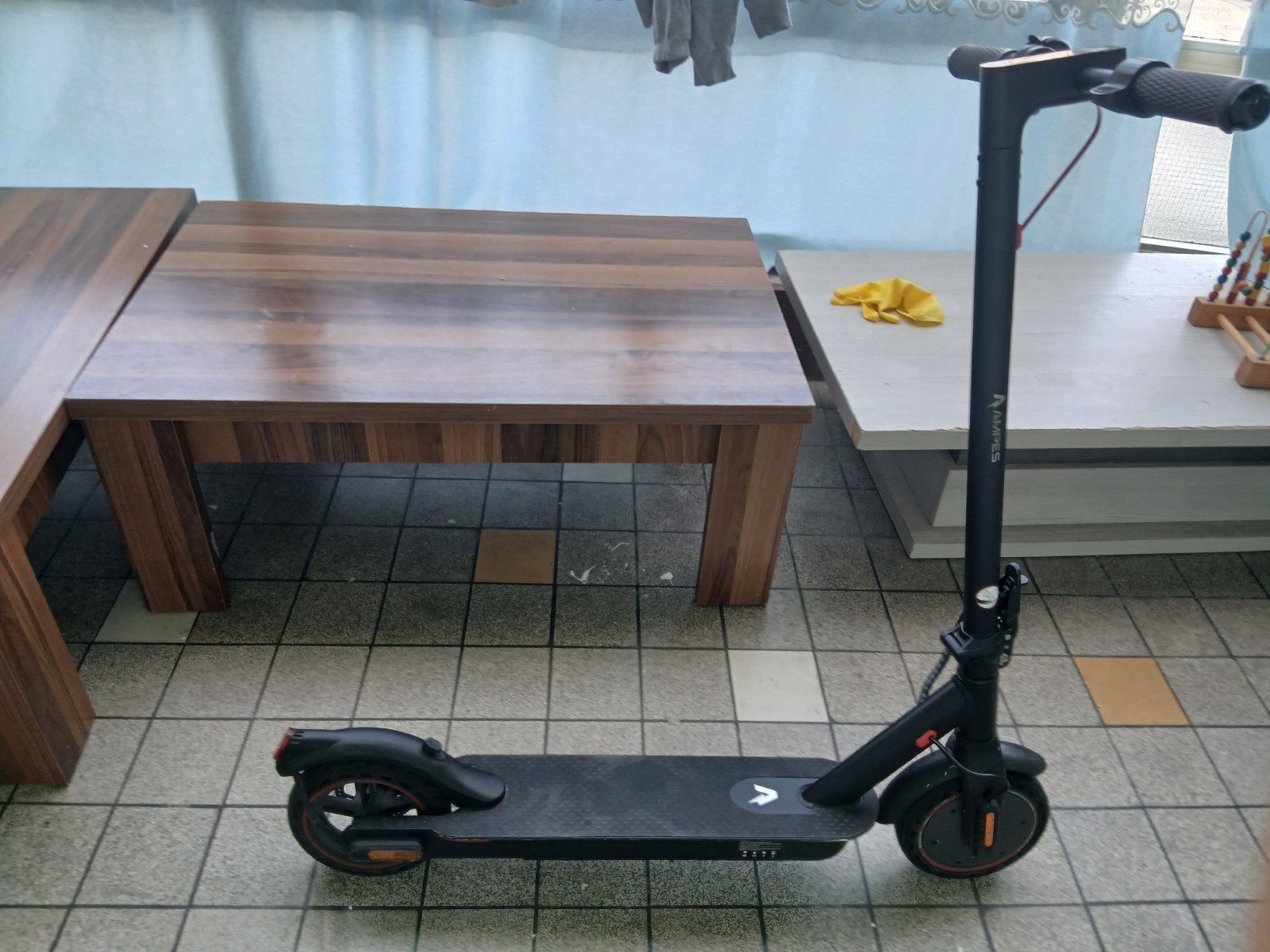 Trottinettes électriques à vendre, Vélos & Vélomoteurs, Enlèvement, Utilisé, Step électrique (E-scooter), Ampes