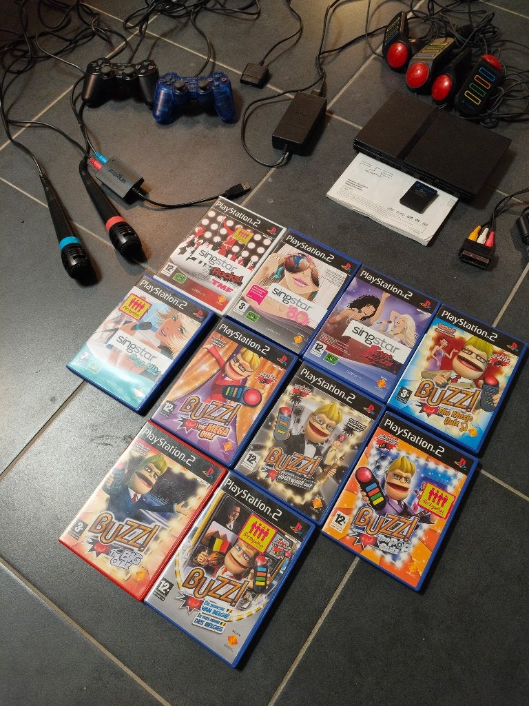 playstation 2 + toebehoren, Games en Spelcomputers, Spelcomputers | Sony PlayStation 2, Ophalen, Gebruikt, Zwart, Met games