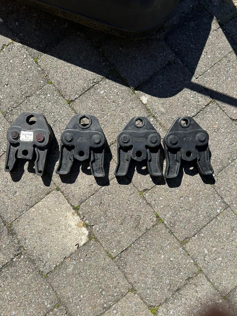 Mâchoires de presse Aviega Ridgid Rothenberger, Bricolage & Construction, Outillage | Pièces de machine & Accessoires, Viega, Comme neuf