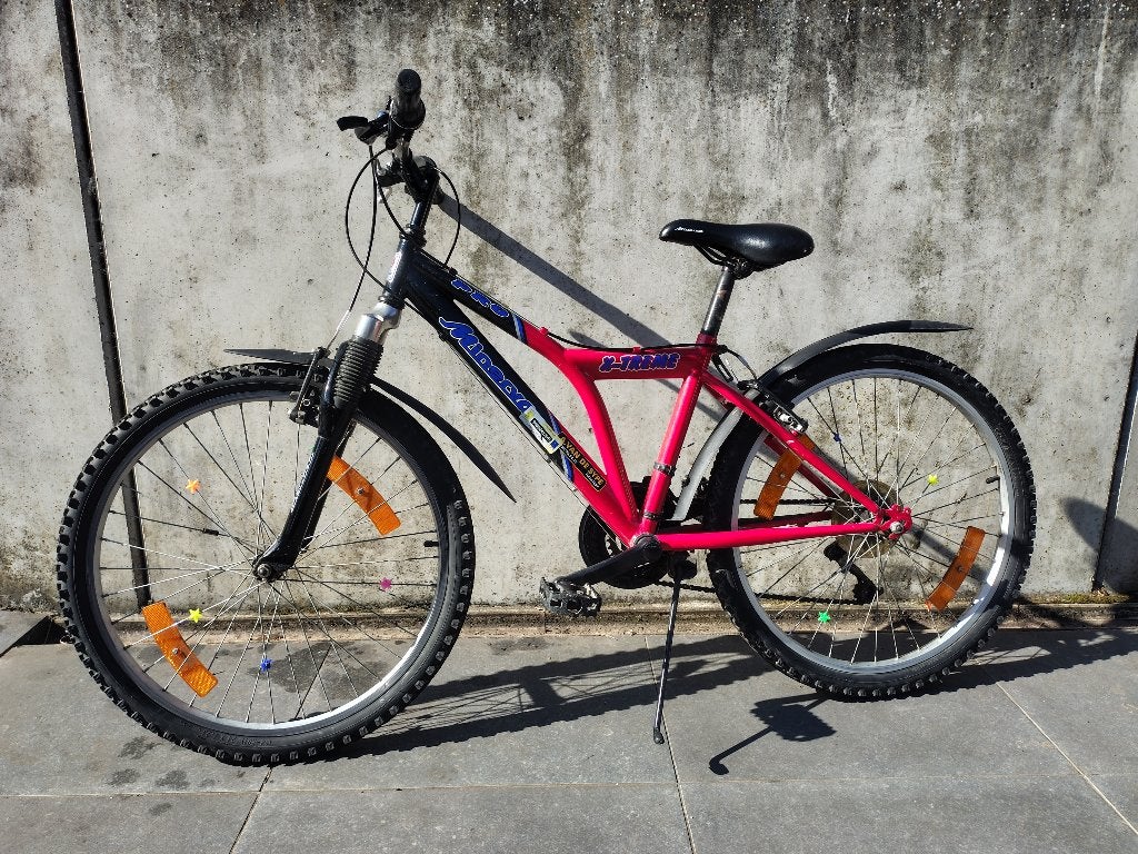 Minerva X-Treme 24 inch kinderfiets met verende voorvork, Fietsen en Brommers, Ophalen, 20 inch of meer, Gebruikt, Velgrem