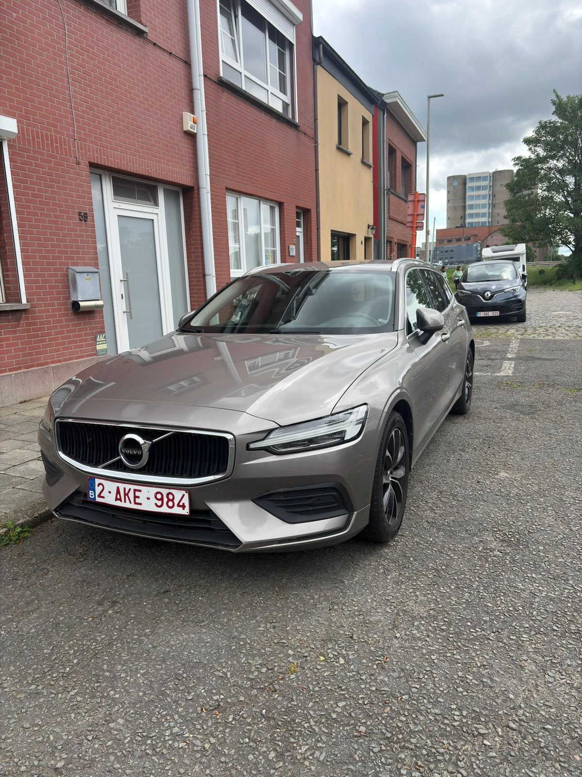 Propere Volvo v60, Cuir, Euro 6, Autres couleurs, Noir