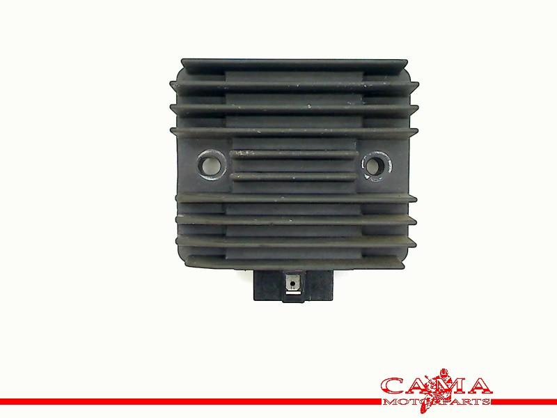 SPANNINGSREGELAAR XJ 6 2009-2012 (XJ6 XJ6S XJ6N Diversion), Dhr. S. di Majo, Gebruikt, Info@cama-motorparts.nl, P.J. Troelstraweg 8 8
3144 CX  MAASSLUIS, NL