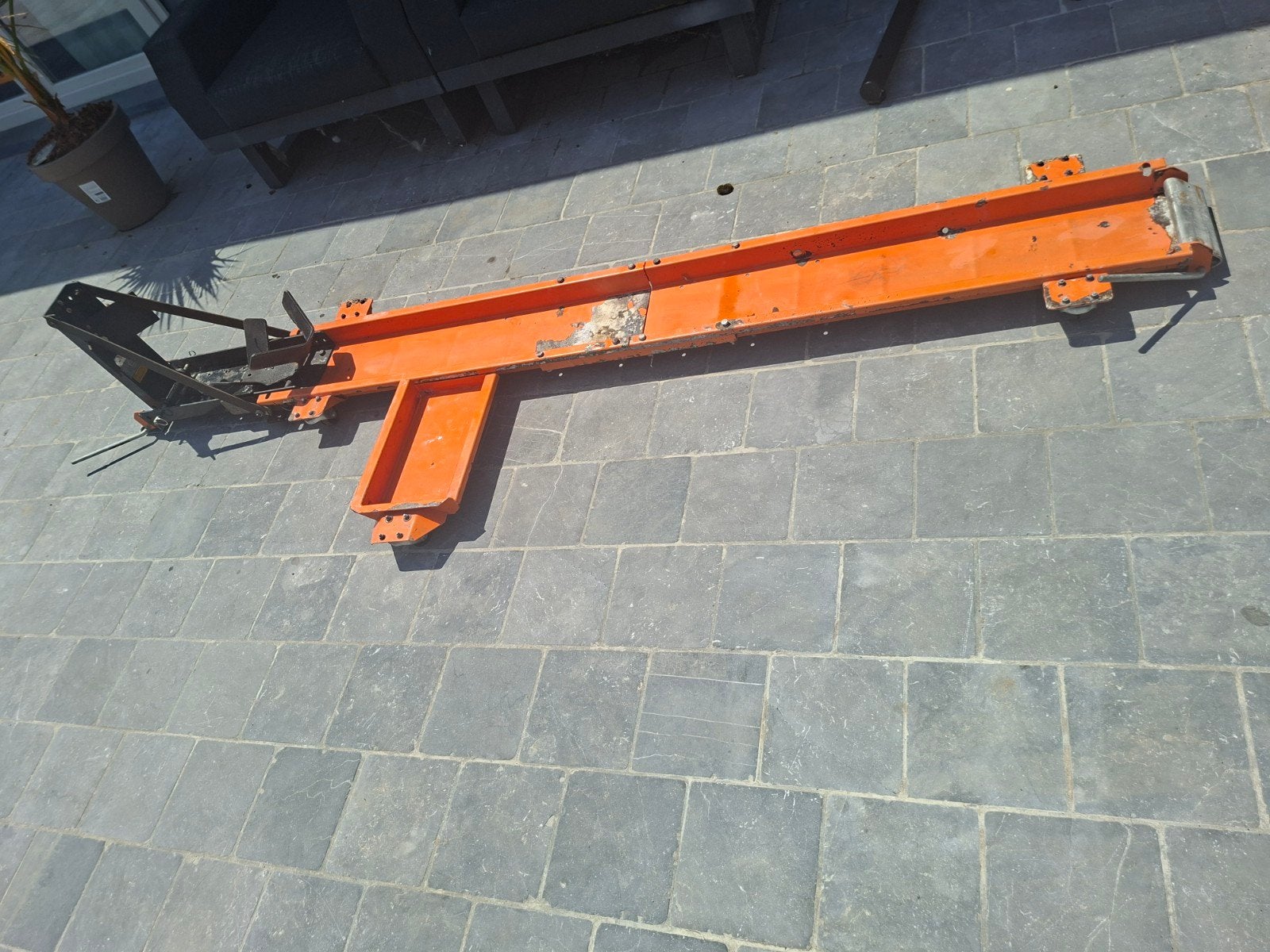 Zware motorstand, Ophalen
