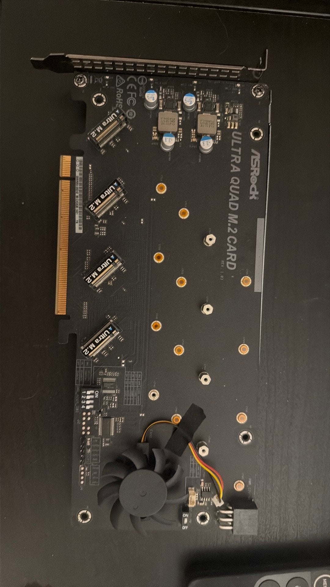 Asrock ultra quad m.2 card, Enlèvement, Comme neuf