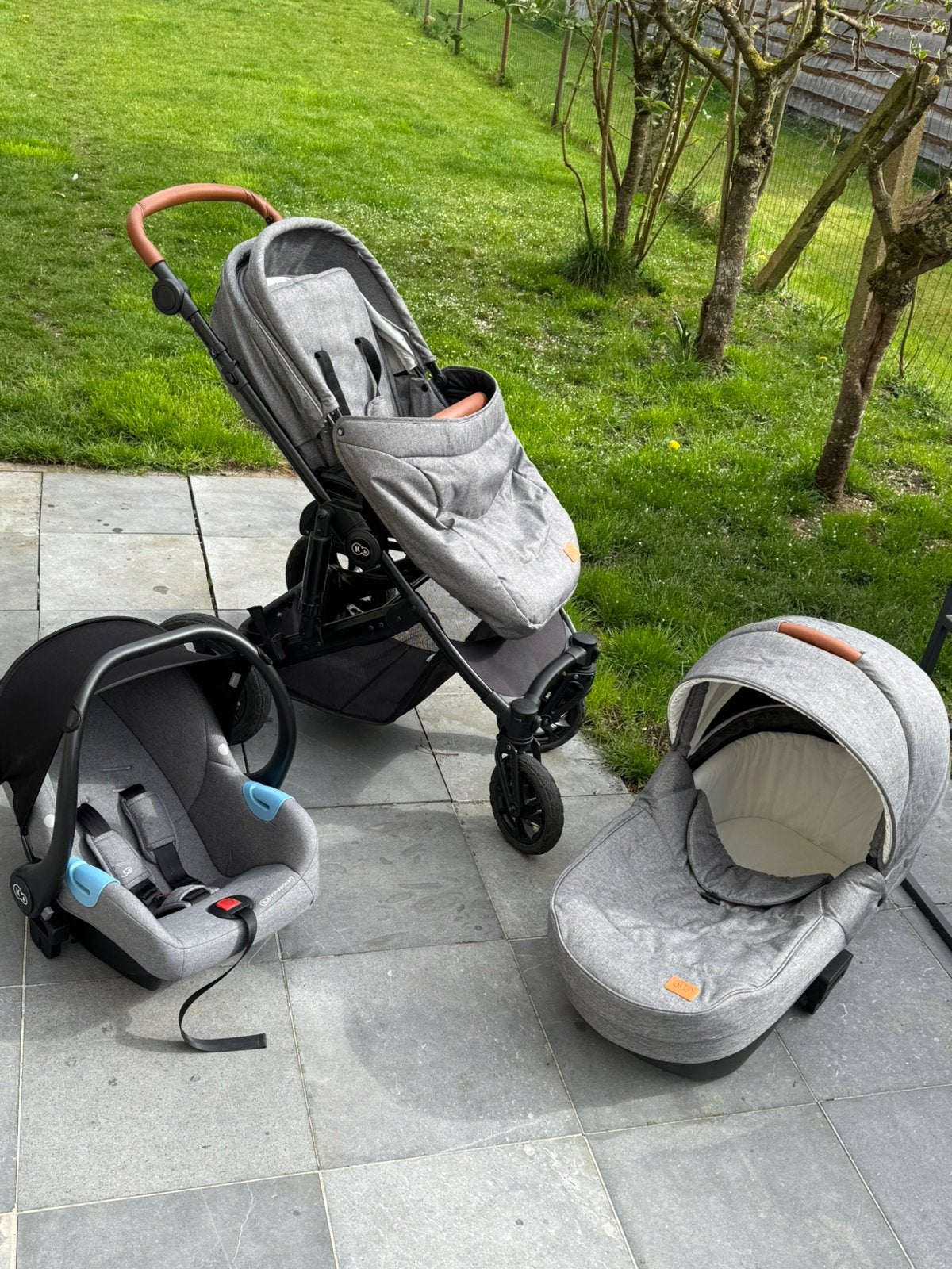 Kinderkraft 3-in-1 kinderwagen, Gebruikt, Luchtbanden, Ophalen, Kinderwagen