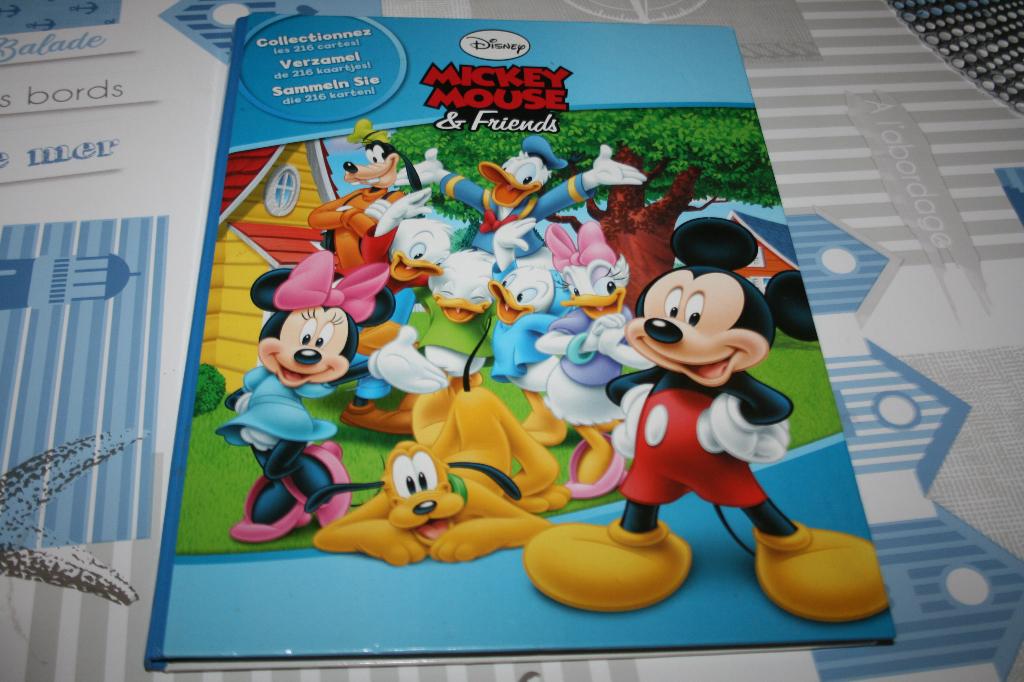 Album Mickey en vrienden, Ophalen, Mickey Mouse, Zo goed als nieuw, Overige typen