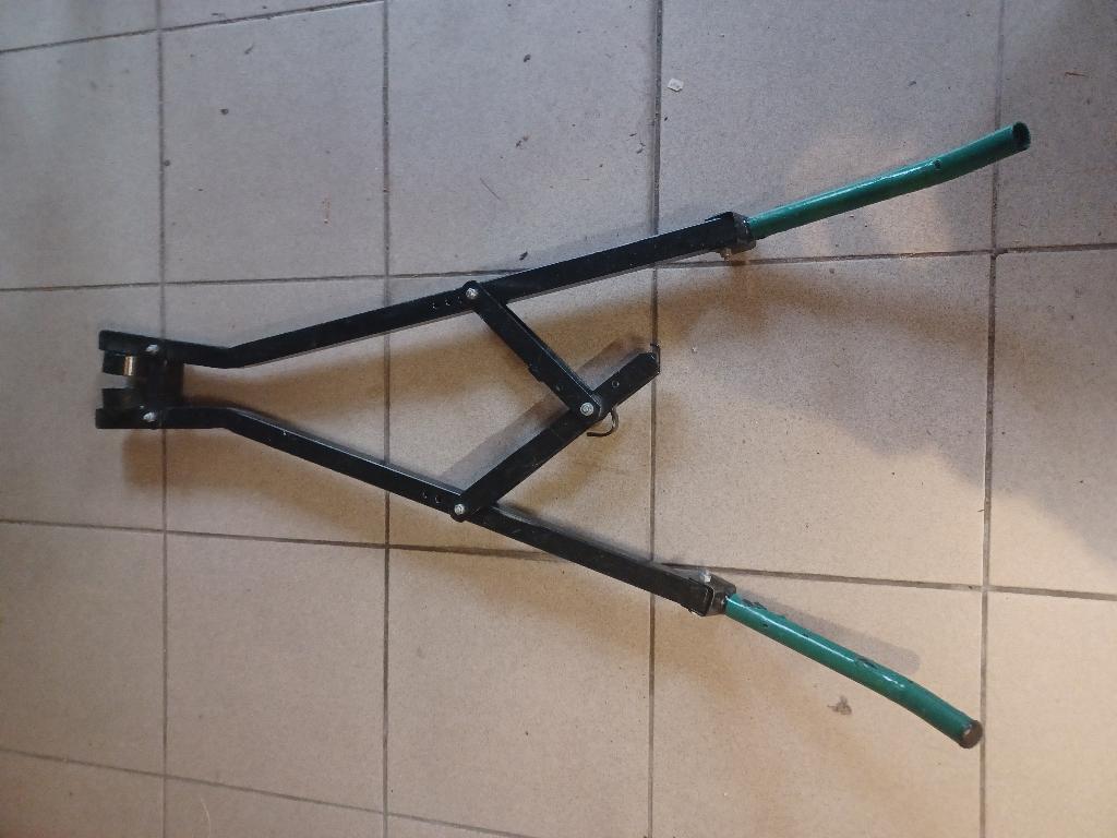 Handige fietsdrager voor op trekhaak in zeer goede staat, Auto diversen, Fietsendragers, Ophalen, Gebruikt, Trekhaakdrager