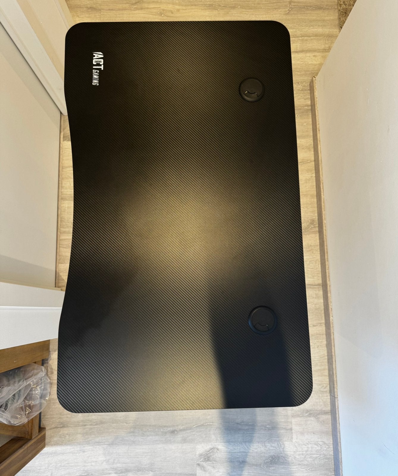 ACT Gaming bureau, Huis en Inrichting, Bureaus, Ophalen, Zwart, Zo goed als nieuw, 60 cm