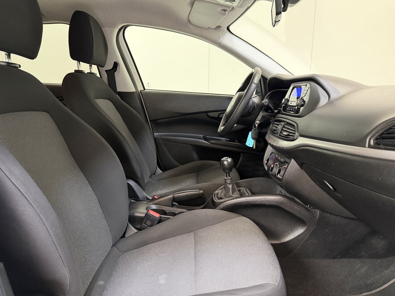 Fiat Tipo 1.4 Benzine Man. Street - Airco - Radio - Topstaa, Auto's, 0 kg, 4 deurs, Euro 6, 4 cilinders