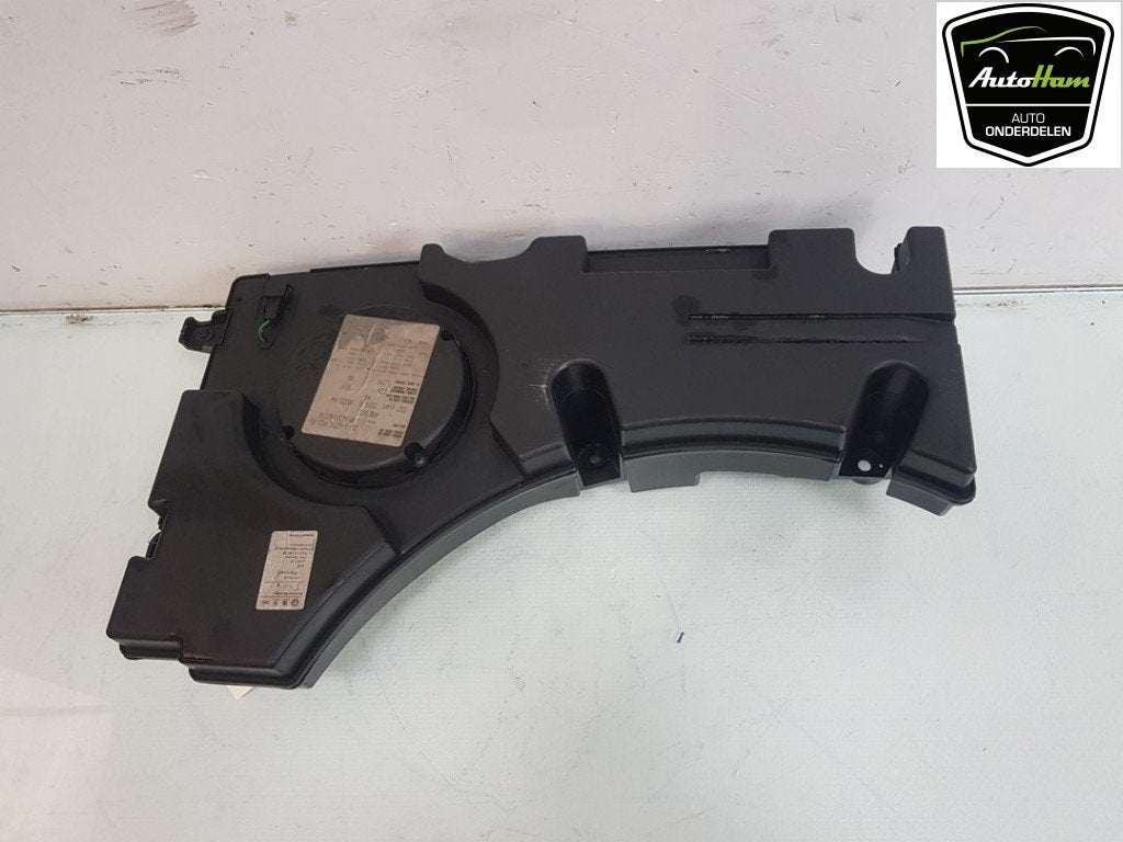 SUBWOOFER Audi SQ7 (4MB / 4MG) (|4M0035621|), Gebruikt, Audi