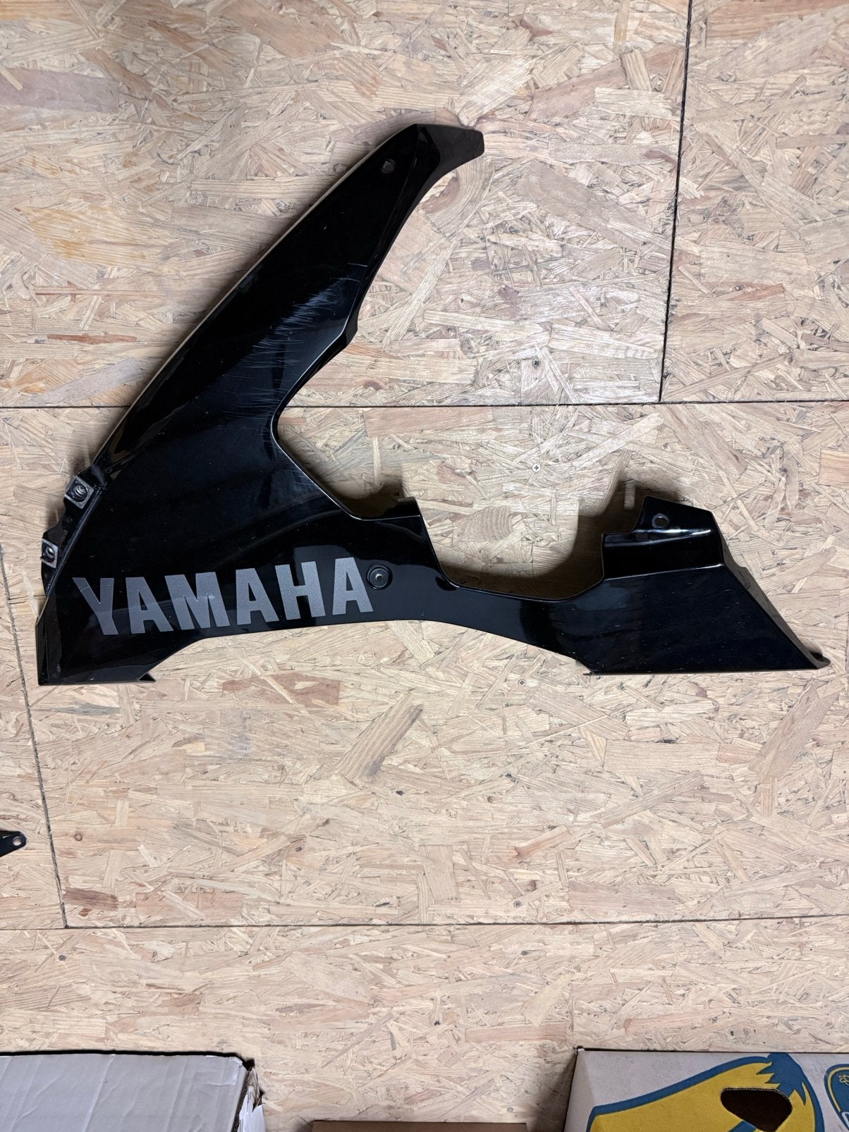 Flanc gauche inférieur Yamaha R1 2006 d’origine, Motos, Enlèvement, Utilisé