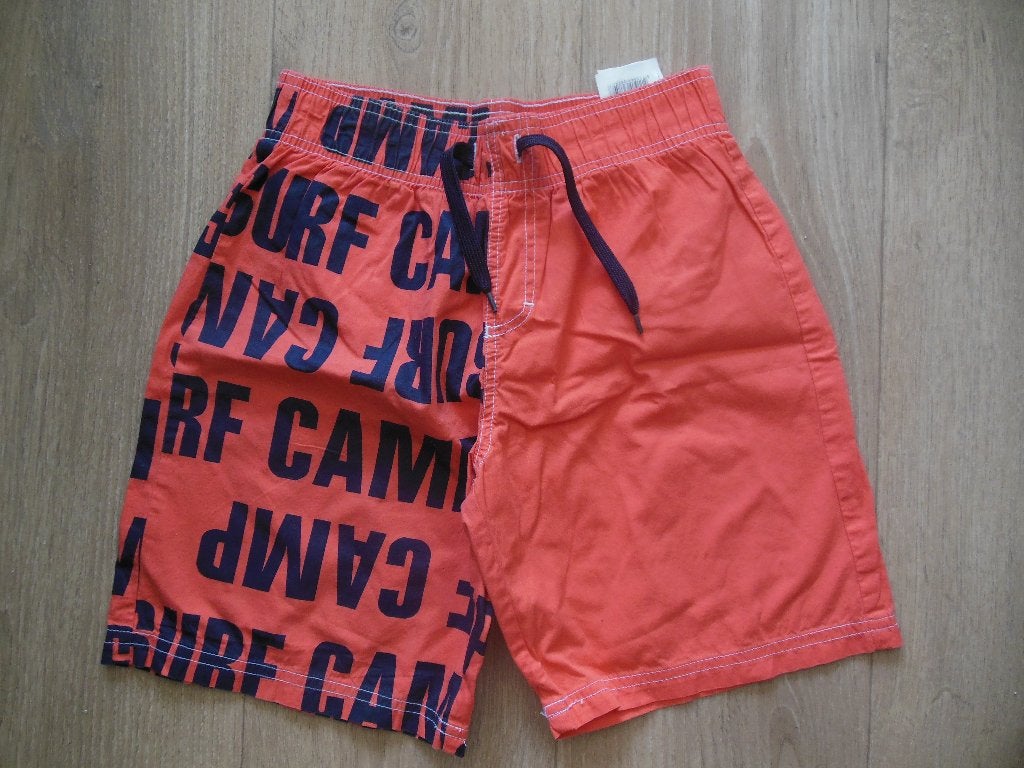 short Name It 140 in perfecte nieuwstaat, Kinderen en Baby's, Kinderkleding | Maat 140, Broek, NAME IT., Ophalen of Verzenden