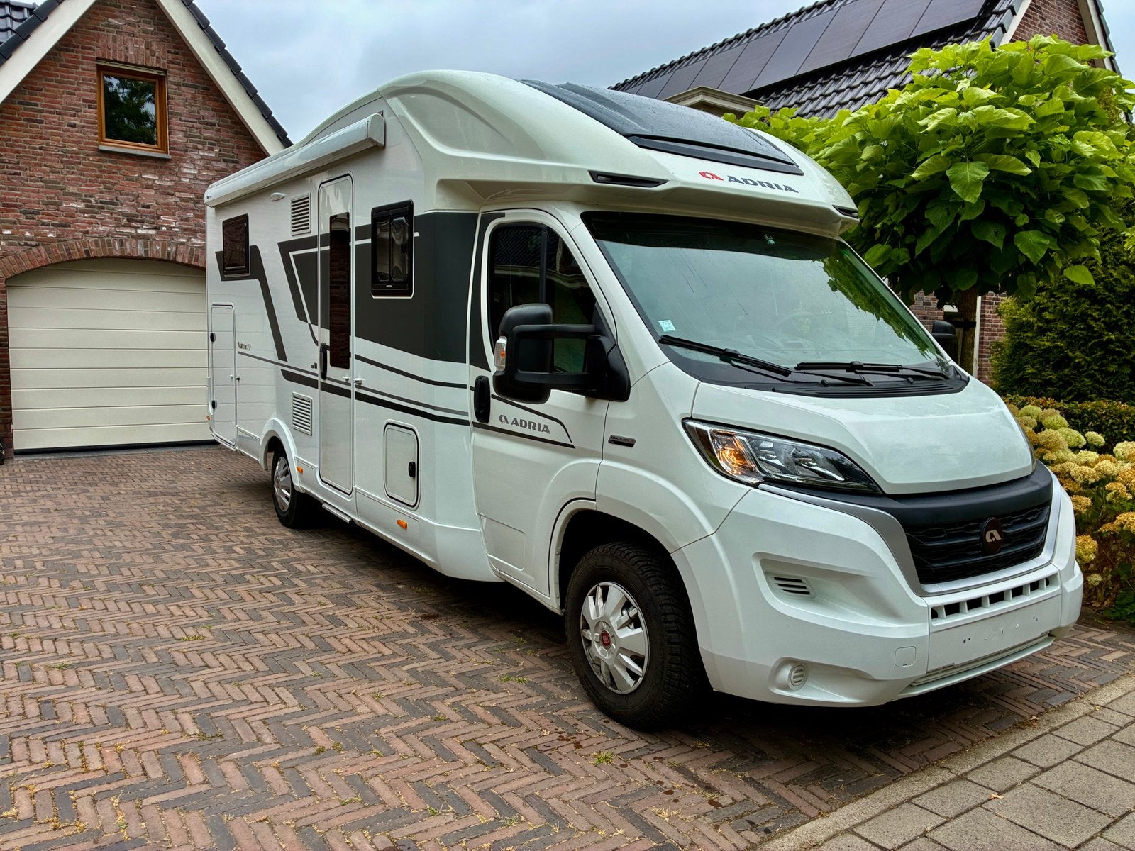 ‼️ Adria Matrix 670 DL plus ‼️ Face à face parfait état, Caravanes & Camping, Camping-cars, Jusqu'à 5, Fiat, Boîte manuelle, Réfrigérateur