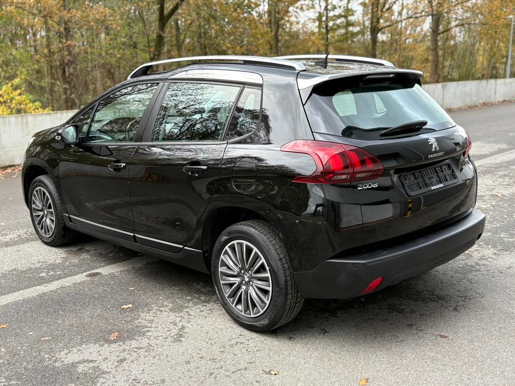 Peugeot 2008 1.2i Benzine 2016 Airco Euro6b Gps, Auto's, Euro 6, Bedrijf, Handgeschakeld, 5 deurs