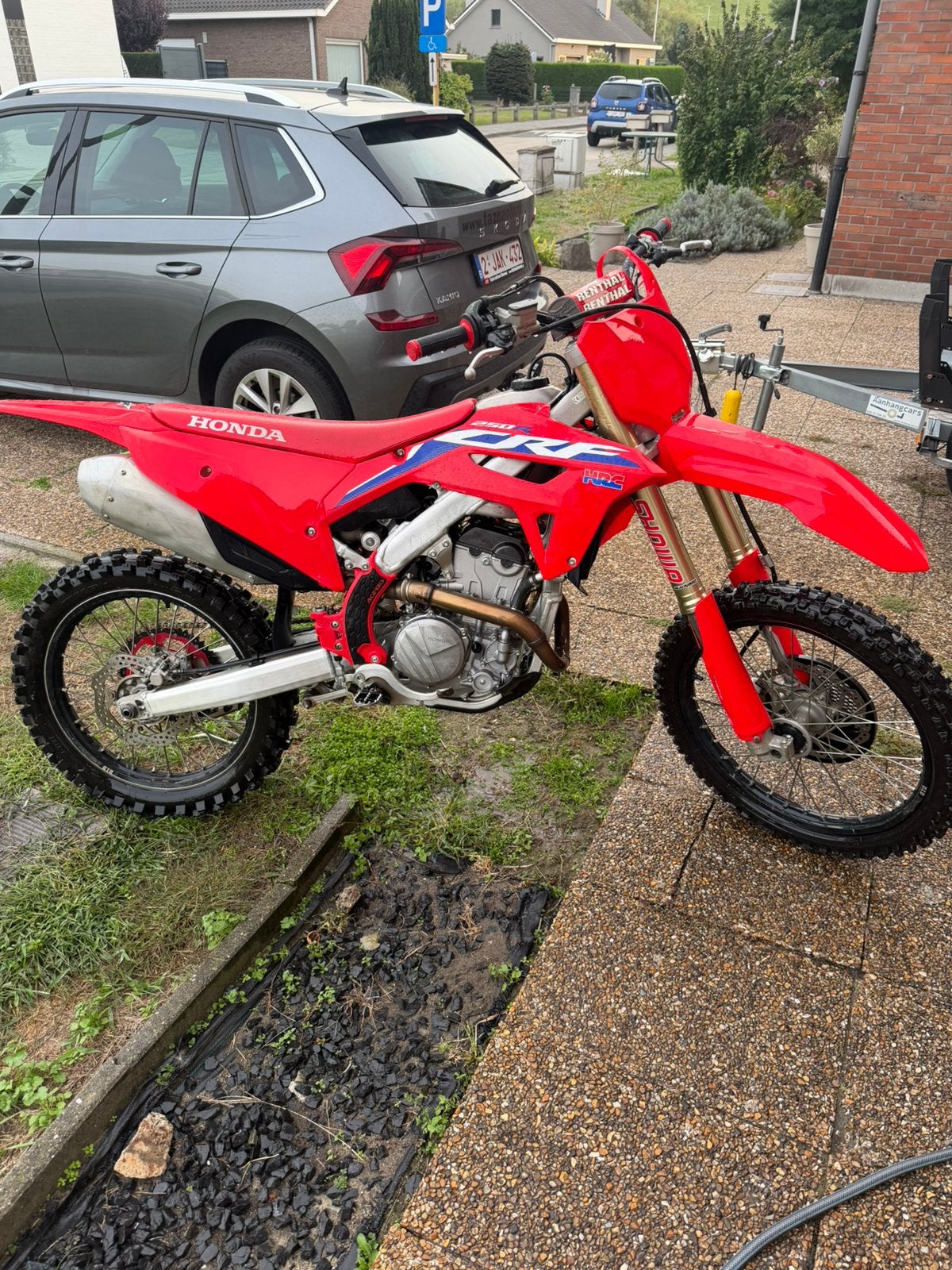 Honda CRF250R, 2023, Fietsen en Brommers, Ophalen, Zo goed als nieuw, Honda