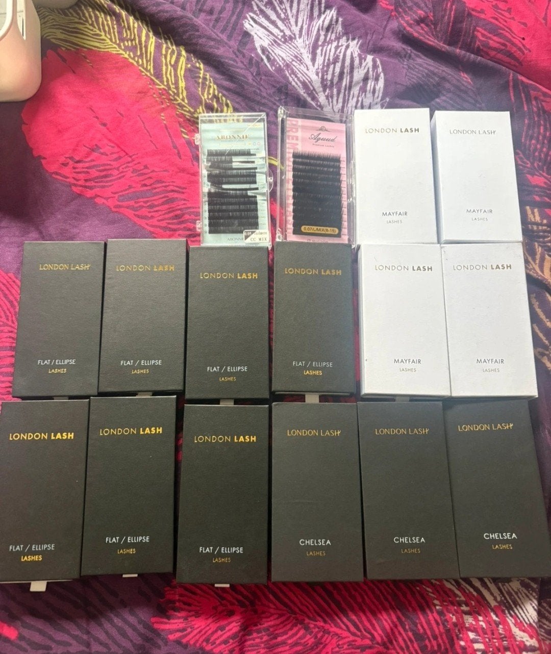 Extension de cils London lash, Bijoux, Sacs & Beauté, Beauté | Soins du visage, Enlèvement ou Envoi