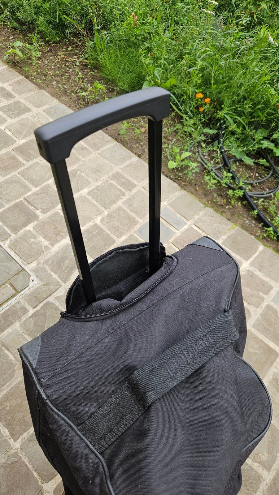reistas op wieltjes, Ophalen, Wieltjes