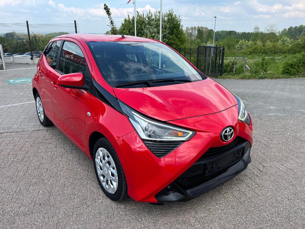 AYGO, Autos, Rouge, Achat, 998 cm³, Euro 6