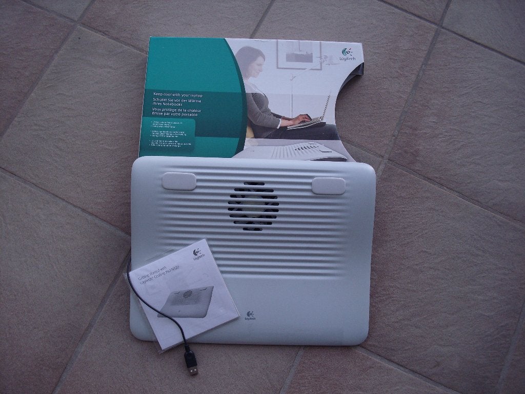 Logiteck Cooling Pad N120 Nieuw, Computers en Software, Laptopstandaarden, Nieuw, In diepte verstelbaar, In hoogte verstelbaar
