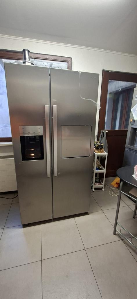 Amerikaanse koelkast HISENSE RS694N4BCE, Elektronische apparatuur, Koelkasten en IJskasten, Ophalen, Nieuw