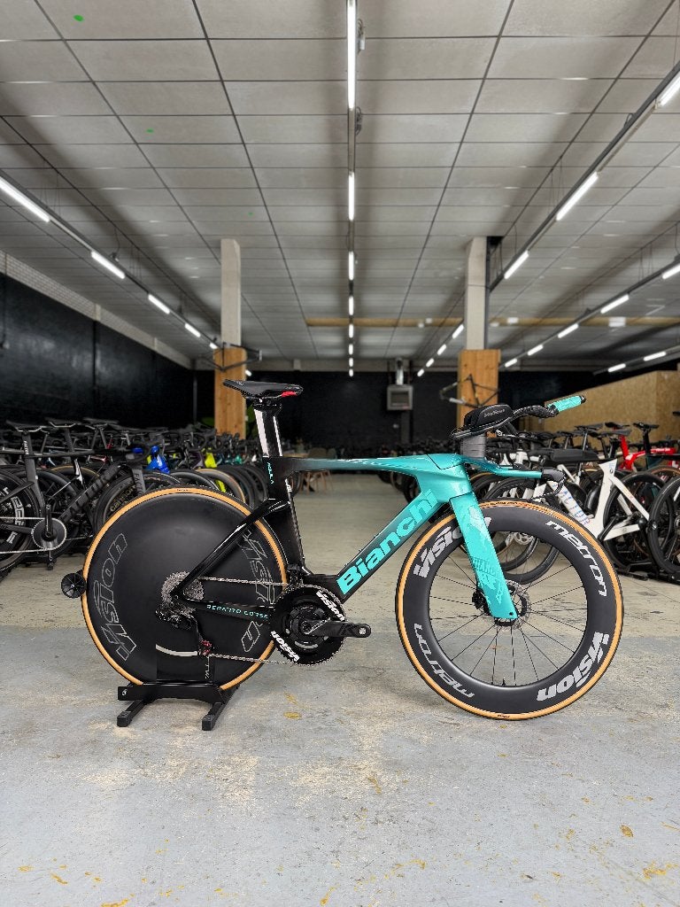 Bianchi Aquila RC Disc Di2 Carbon Racefiets, Ophalen of Verzenden, Zo goed als nieuw