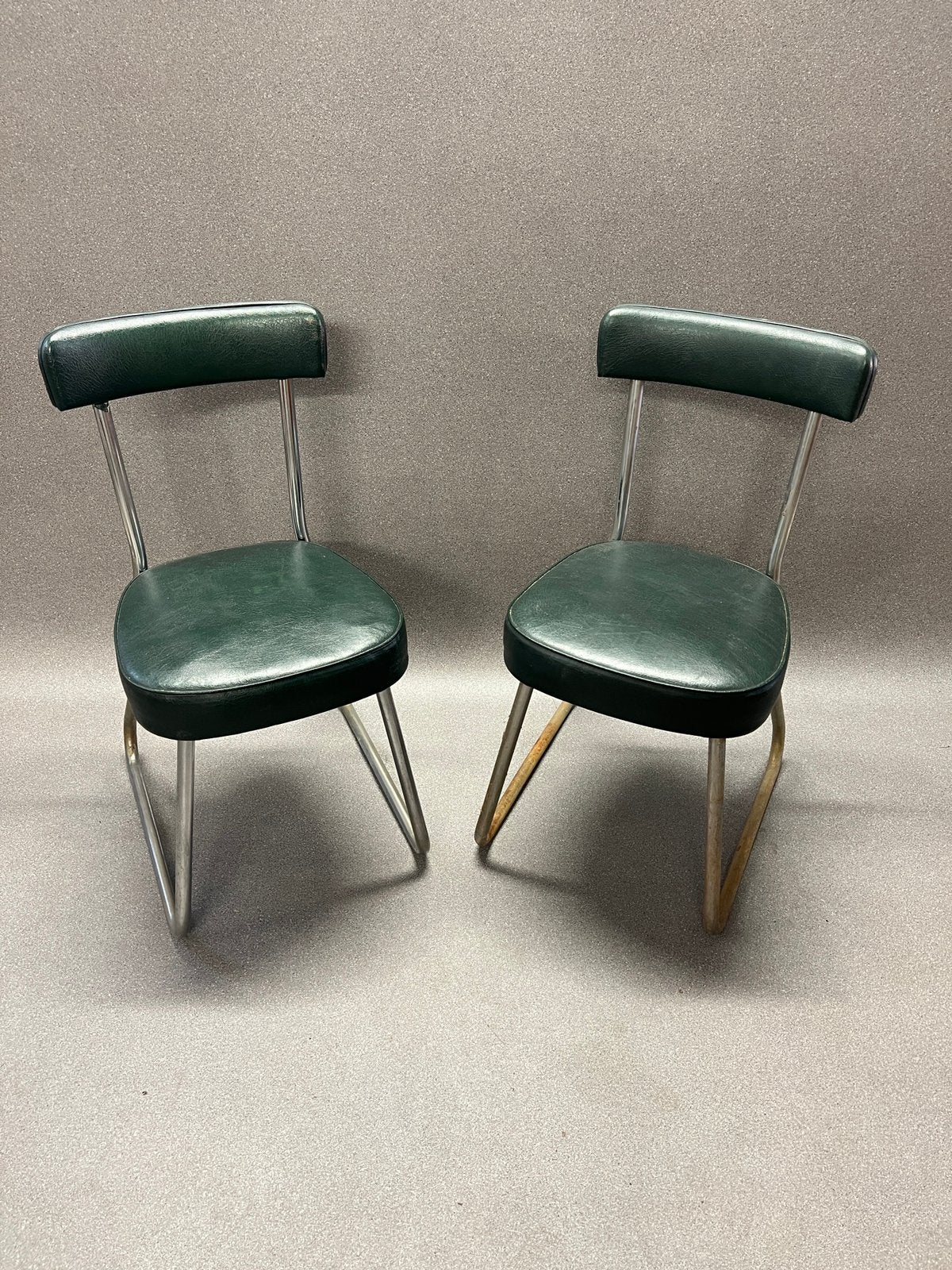 2 chaises vintage années 60/70 – Métal chromé & simili cuir, Enlèvement
