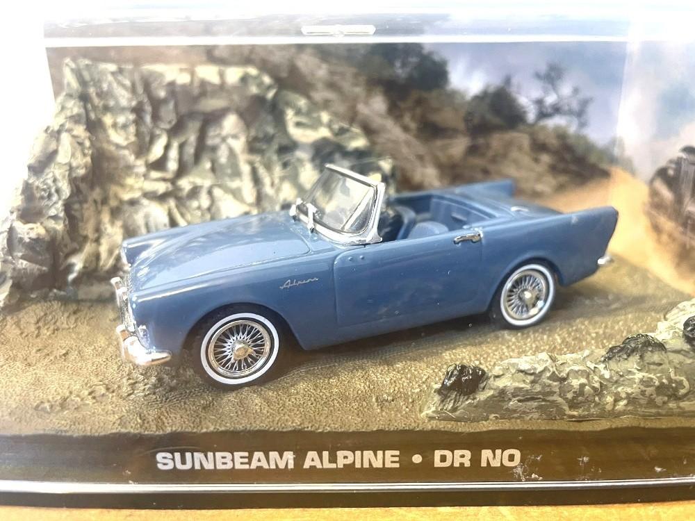 Sunbeam Alpine James Bond 007 #17., Enlèvement ou Envoi, Comme neuf, Voiture, Universal Hobbies