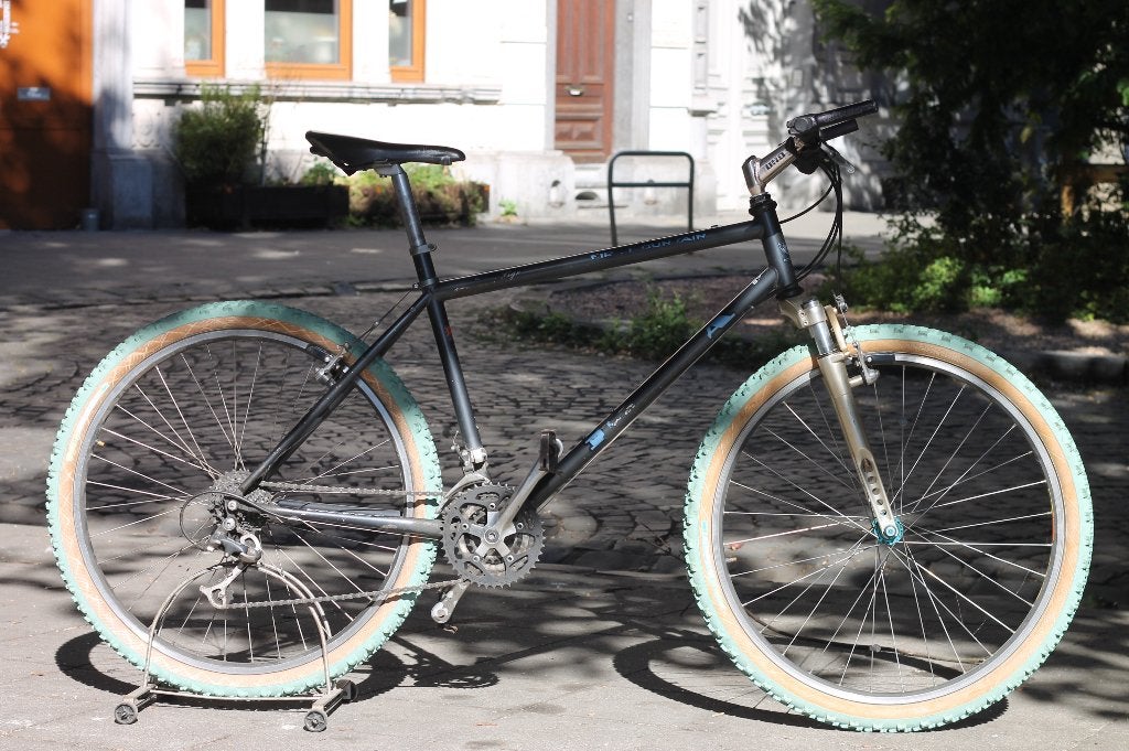 VTT Kona 26 pouces, Fietsen en Brommers, Gebruikt, Hardtail, Velgrem, 53 tot 57 cm