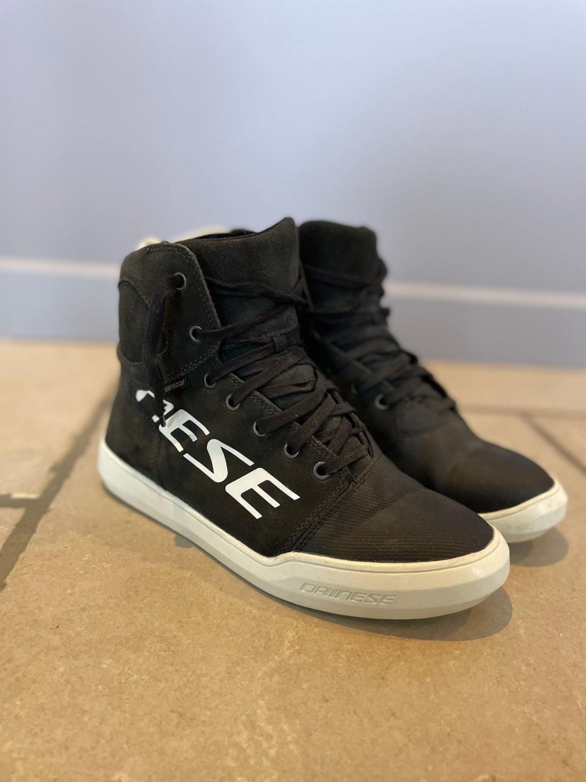 Dainese motorsneakers vrouw 39, Motoren, Ophalen, Tweedehands, Dames