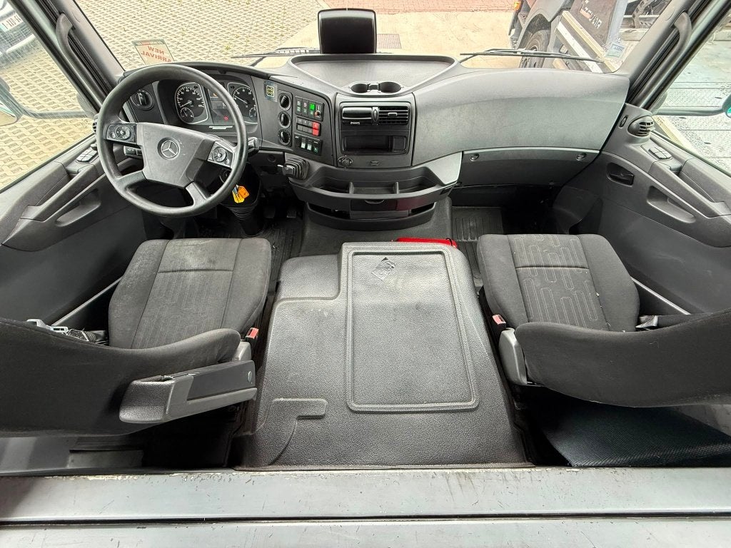 Mercedes Atego ROOFAIRCO (Stock ID 33054) — 13