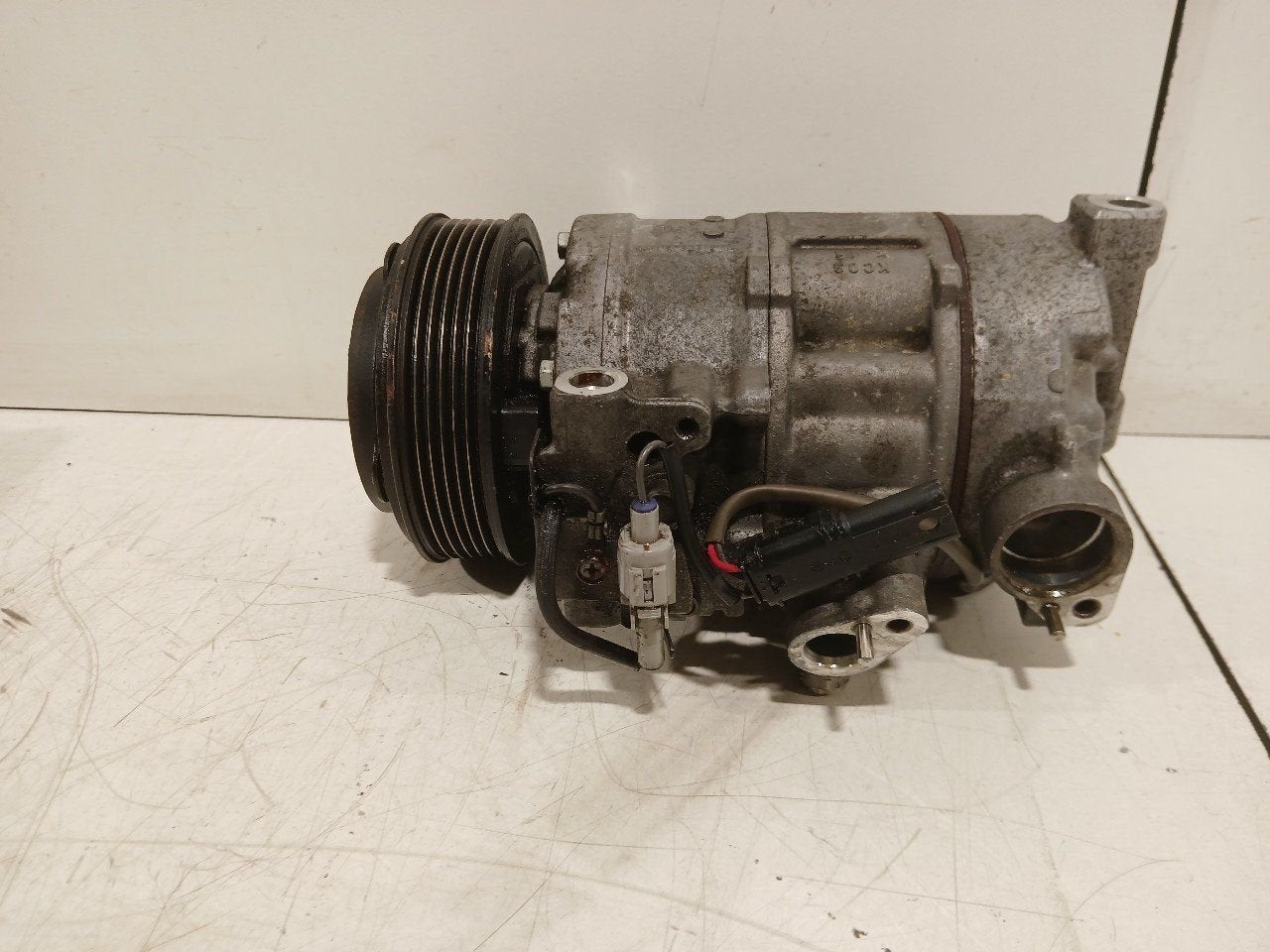 Airco pomp BMW 1 serie, Onderdelen@venauto.nl, Van der Ven Autorecycling B.V., Ettenseweg 76, 4706 PB Roosendaal, The Netherlands