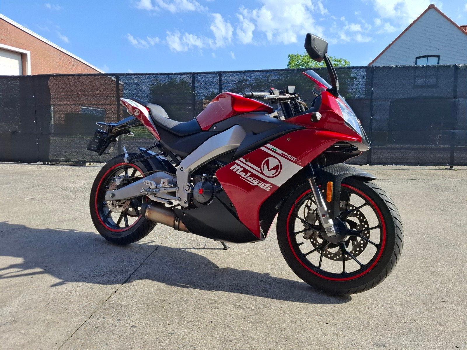 Malaguti RST 125cc autorijbewijs, Entreprise, Occasion, Échappement sport, Super Sport