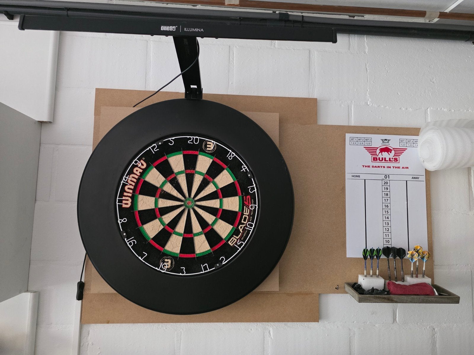Darts, Enlèvement, Fléchettes