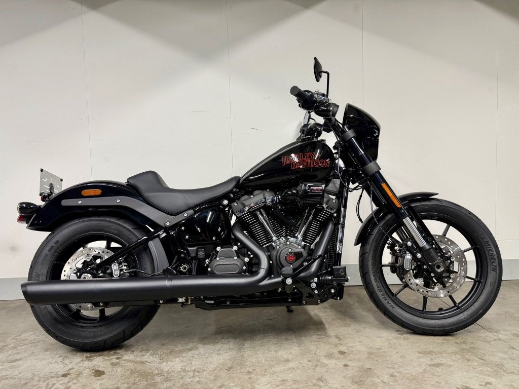 Harley-Davidson SOFTAIL FXLRS LOW RIDER S '' STOCK DEAL '', Harley-Davidson, Customerservices@harley‑davidson.com, 3700 West Juneau Avenue
WI 53208  Milwaukee, US