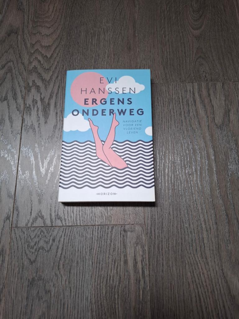 Evi Hanssen - Ergens onderweg, Livres, Mode, Enlèvement ou Envoi, Evi Hanssen
