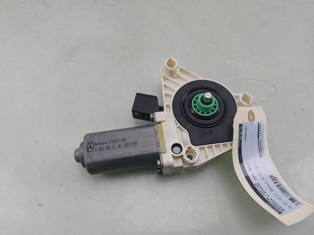 MOTEUR LEVE VITRE ELECTRIQUE E (C238) (|A0009066206|), Utilisé, Mercedes-Benz