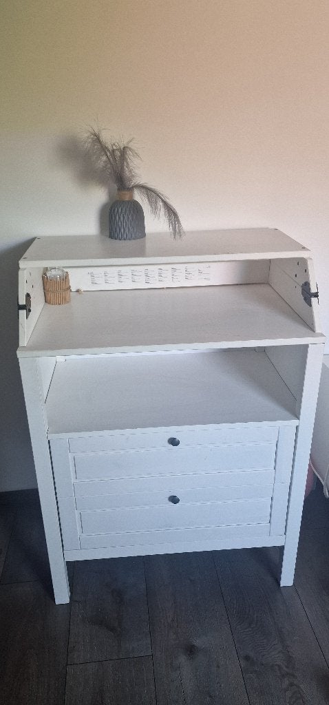 Lit bébé +commode, Enlèvement, Comme neuf, Lit