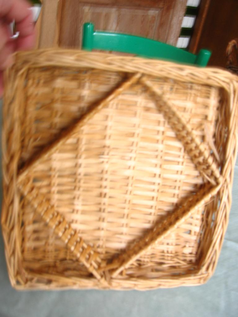 Wicker maakt een comeback, Huis en Inrichting, Woonaccessoires | Schalen en Manden, Mand, Nieuw, Ophalen of Verzenden, Riet