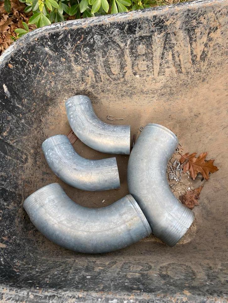 2 zinken bochten regenafvoer, Doe-het-zelf en Bouw, Ophalen, Bochten, Nieuw, Zink