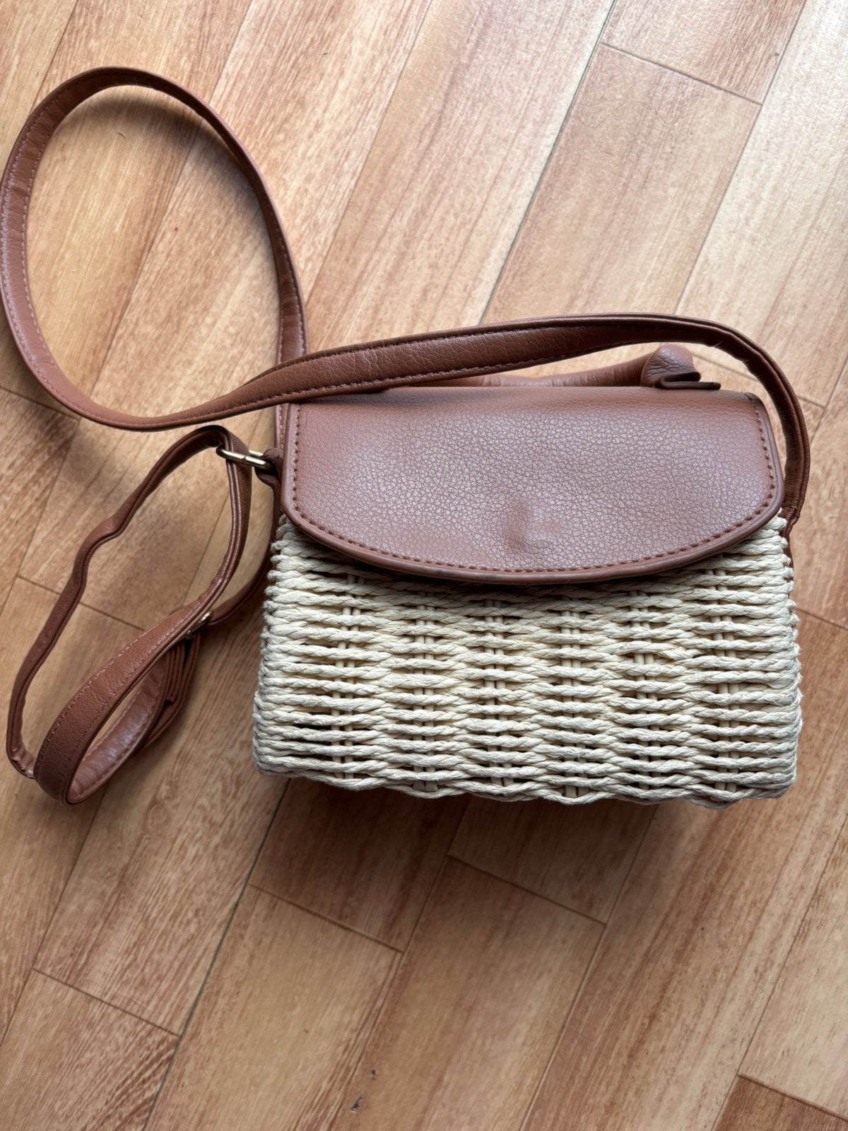 Sac Bandoulière, Bijoux, Sacs & Beauté, Sacs | Sacs à bandoulière, Enlèvement, Comme neuf