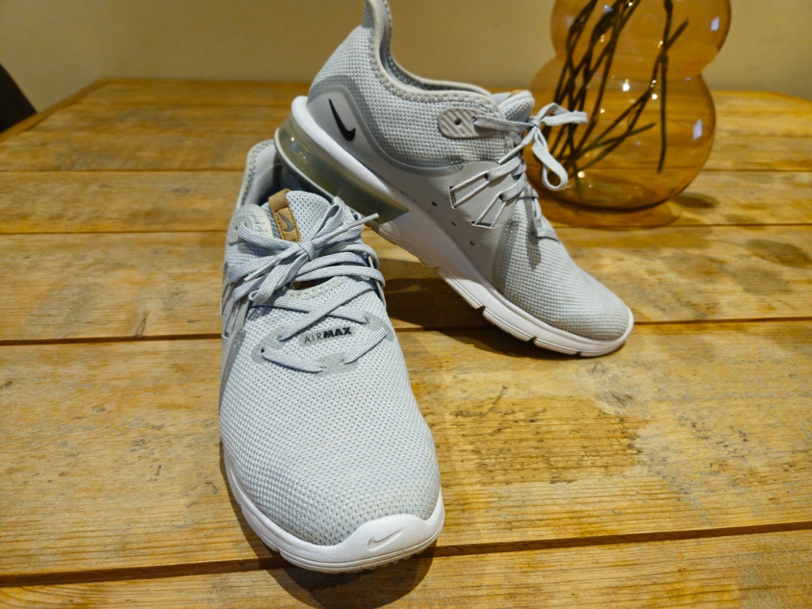 Nike Air Max Sequent 3 — Gris clair — Taille 42, Enlèvement ou Envoi, Blanc, Baskets
