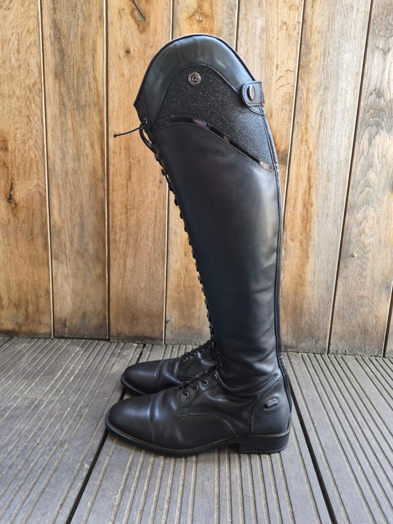 QHP paardrijlaarzen, Dieren en Toebehoren, Ophalen, Dressuur, Zo goed als nieuw, Dames